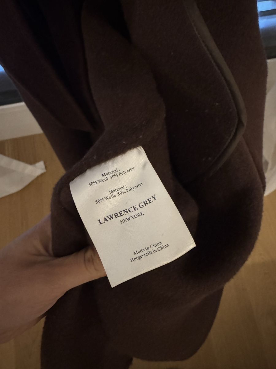 Cappotti: Brown coat – Usato da Zürich venduto da are_fm6c 3
