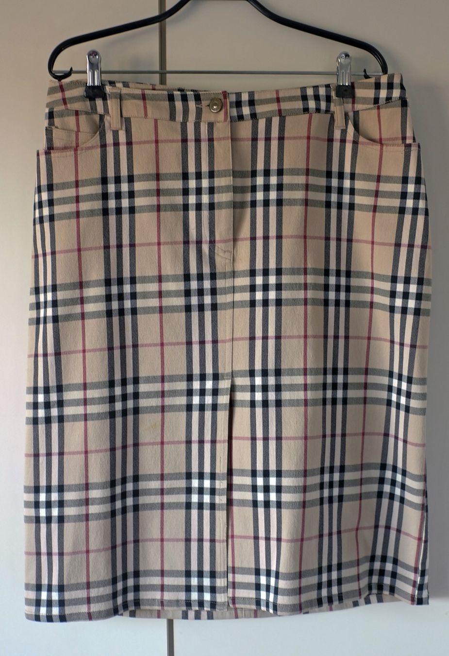 Burberry Röcke: Jupe BURBERRY – Neu (gemäss Beschreibung) aus Geneve von sebastian01