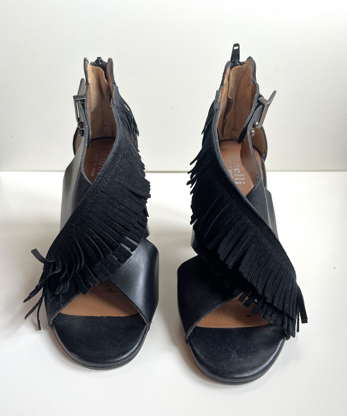Scarpe da donna: Sandales à talon Minelli – Nuovo (secondo la descrizione) da St. Ursen venduto da kat_g8z5 1