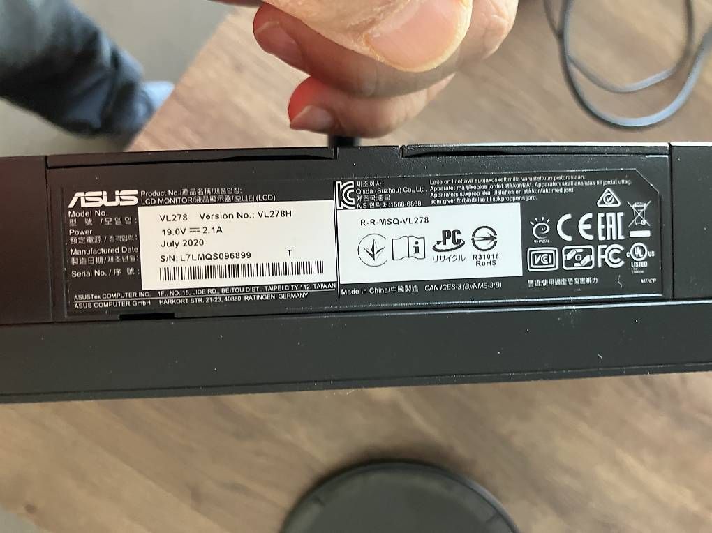 Monitor: Zwei Bildschirme ASUS 27" – Usato da Düdingen venduto da Fabio4496 4