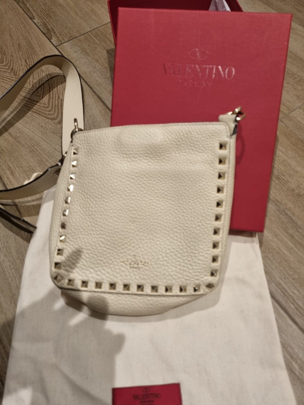 Valentino Taschen für Damen: Valentino Garavani Rockstud Hobo Small – Neu (gemäss Beschreibung) aus Uerkheim von Pod23 5