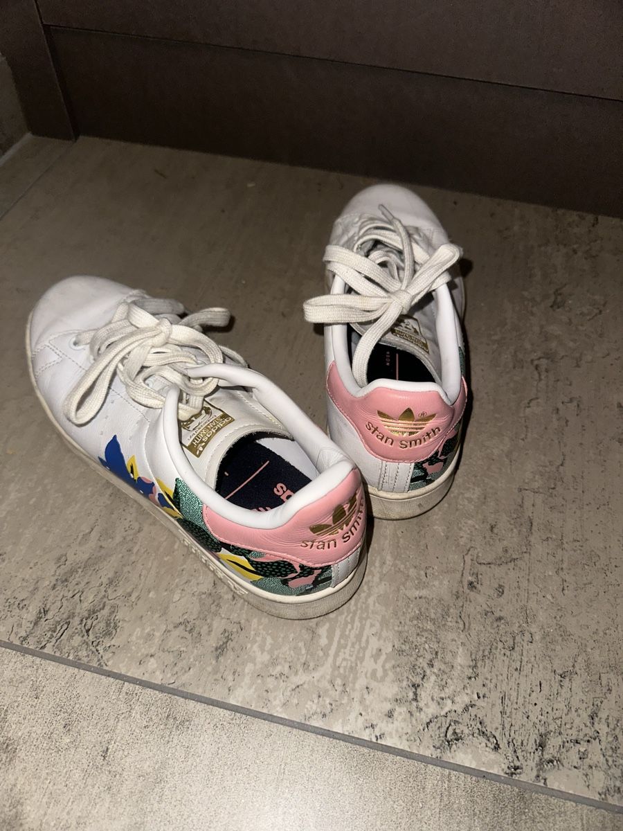 Adidas Chaussures femmes: Adidas Stan Smith – D'occasion à Martigny-Croix par mar_yt85