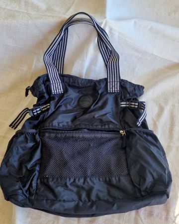 Tasche dunkelblau mit gestreiften Trägern gebraucht
