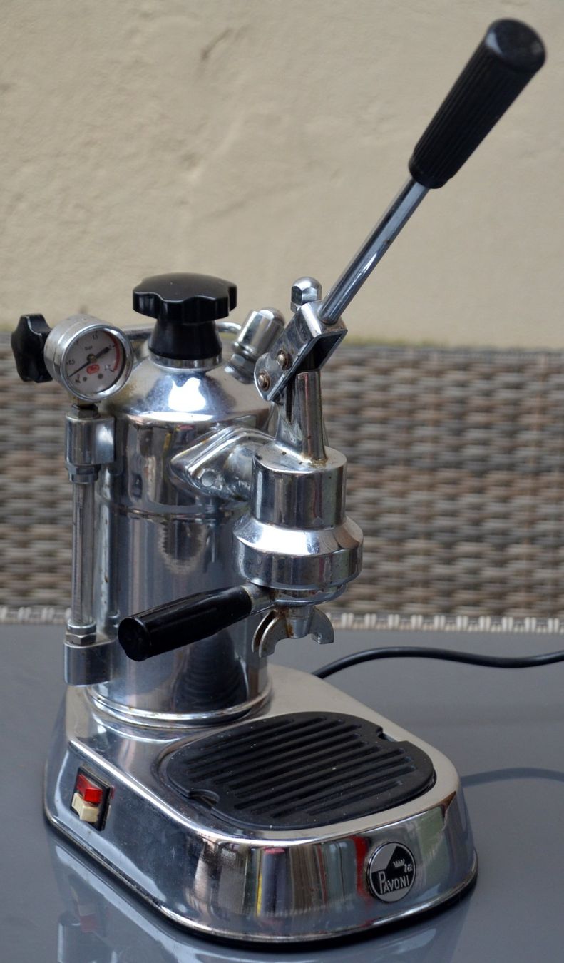 La Pavoni Kaffeemaschinen & Espressomaschinen: La Pavoni Professional Kaffeemaschine / machine à café – Gebraucht aus Collonges von arashee 5