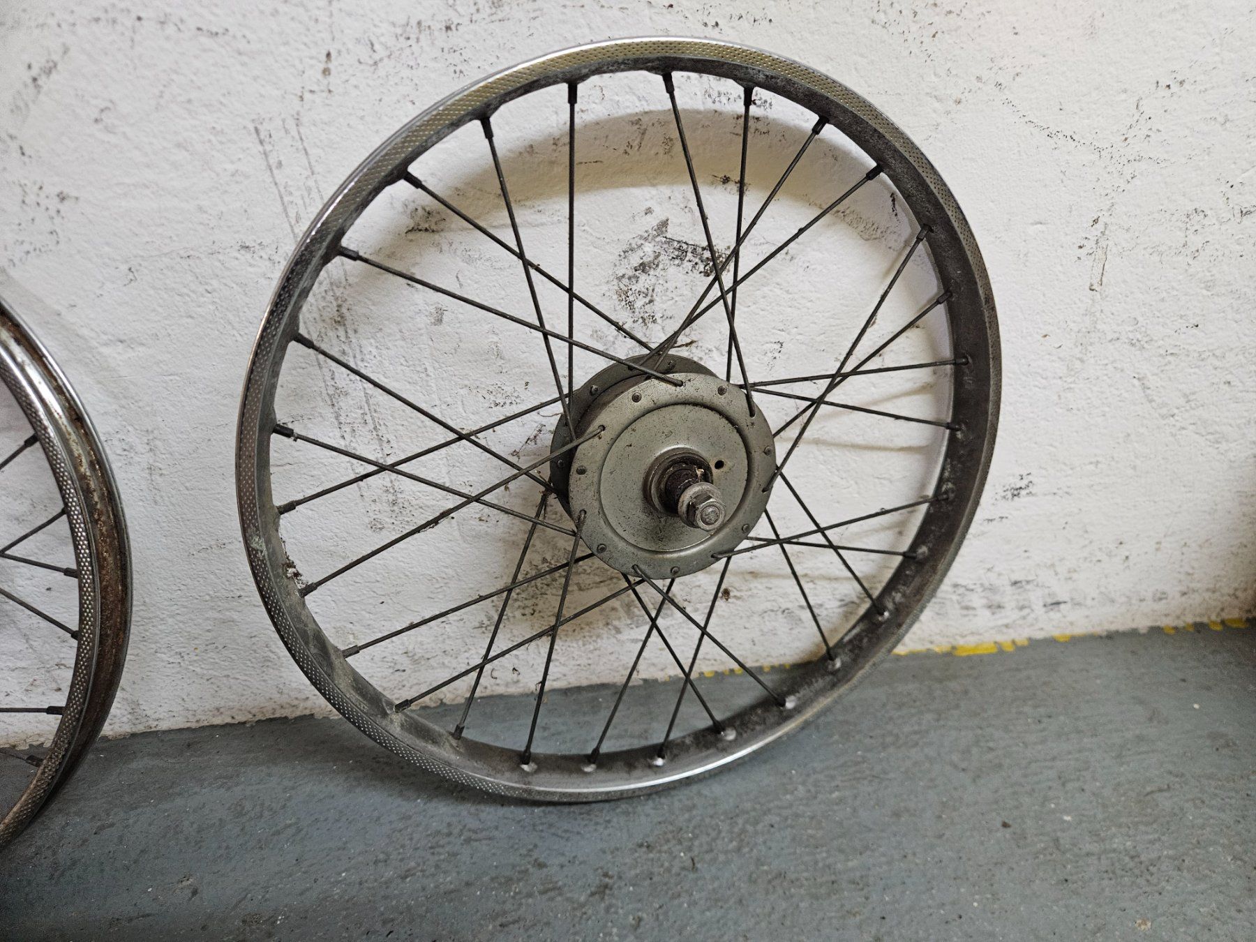Pneus & Roues: Piaggio Ciao Speichenradsatz – D'occasion à Mellingen par jea_hkf9 3