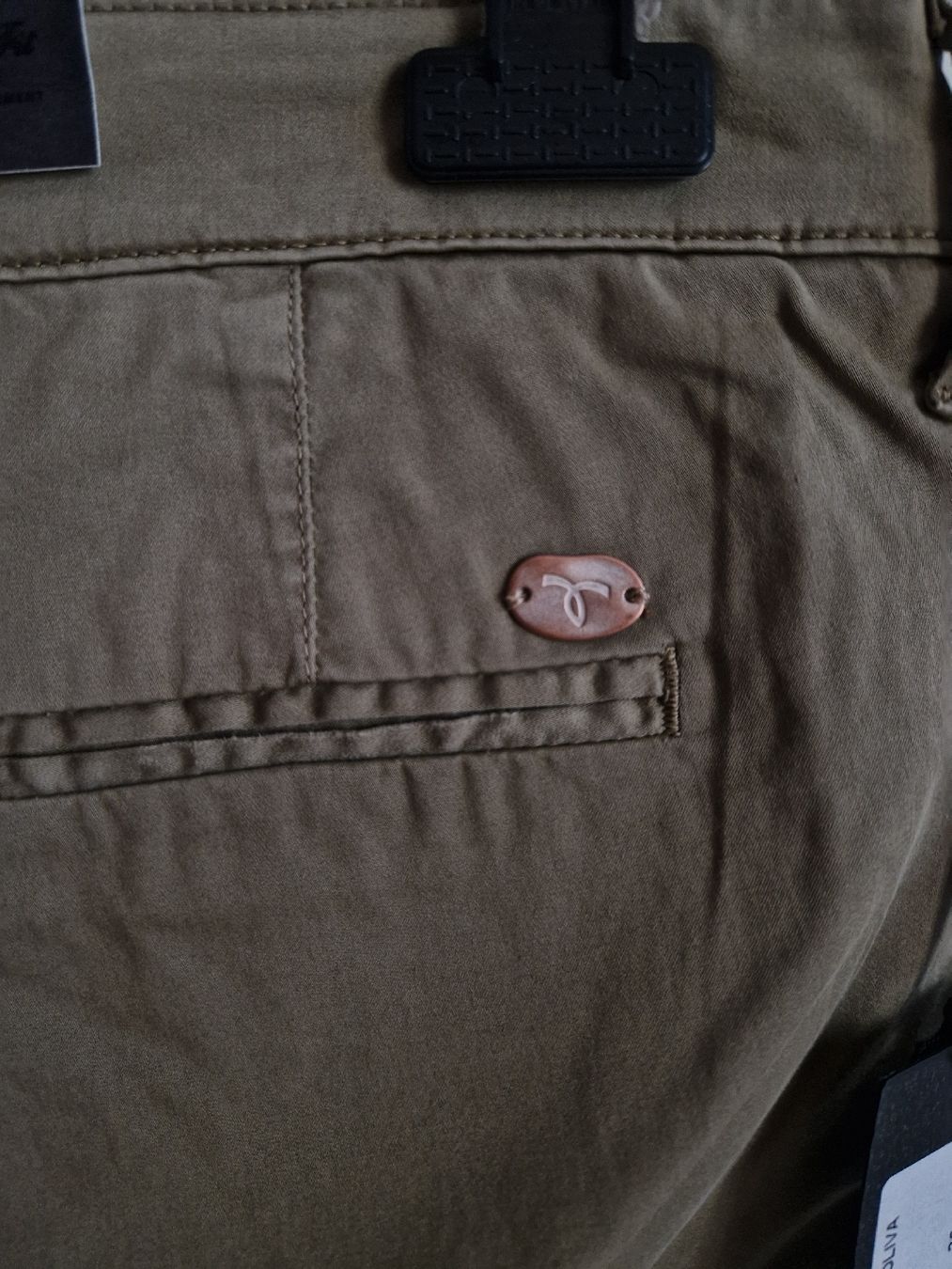 Pantaloni: pantaloni donna Zero Zero Construction Originali – Nuovo e nell'imballaggio originale da Arbedo venduto da Gyn 6