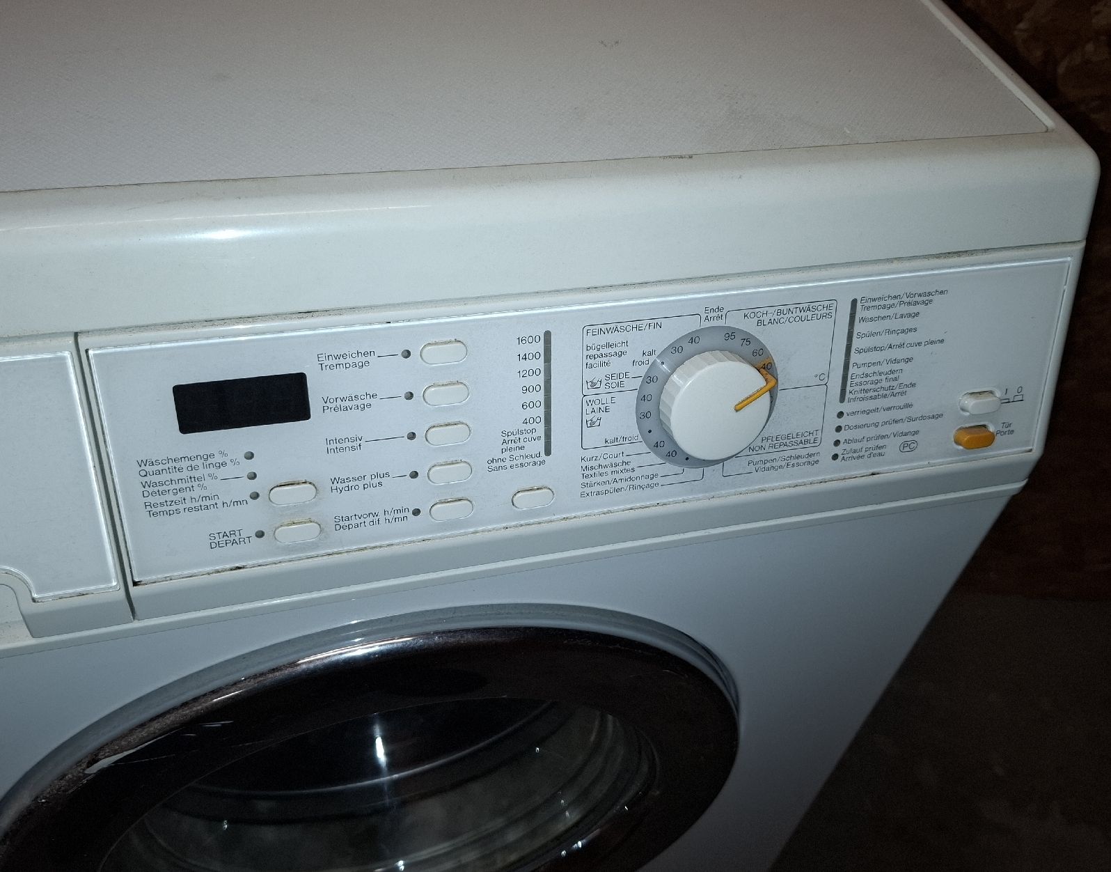 Miele Lavatrici: Waschmaschine Míele SOFTTRONIC – Usato da Sursee venduto da 4ng_77gs 2