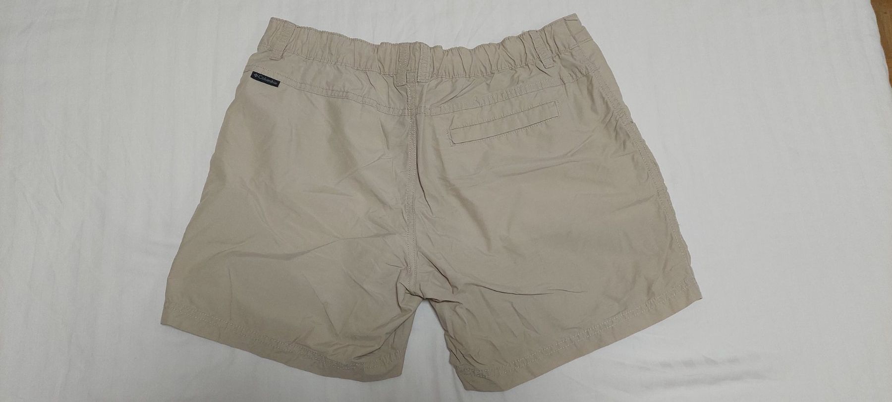 Pantaloni: Shorts Columbia – Usato da Zürich venduto da Mariaant 1