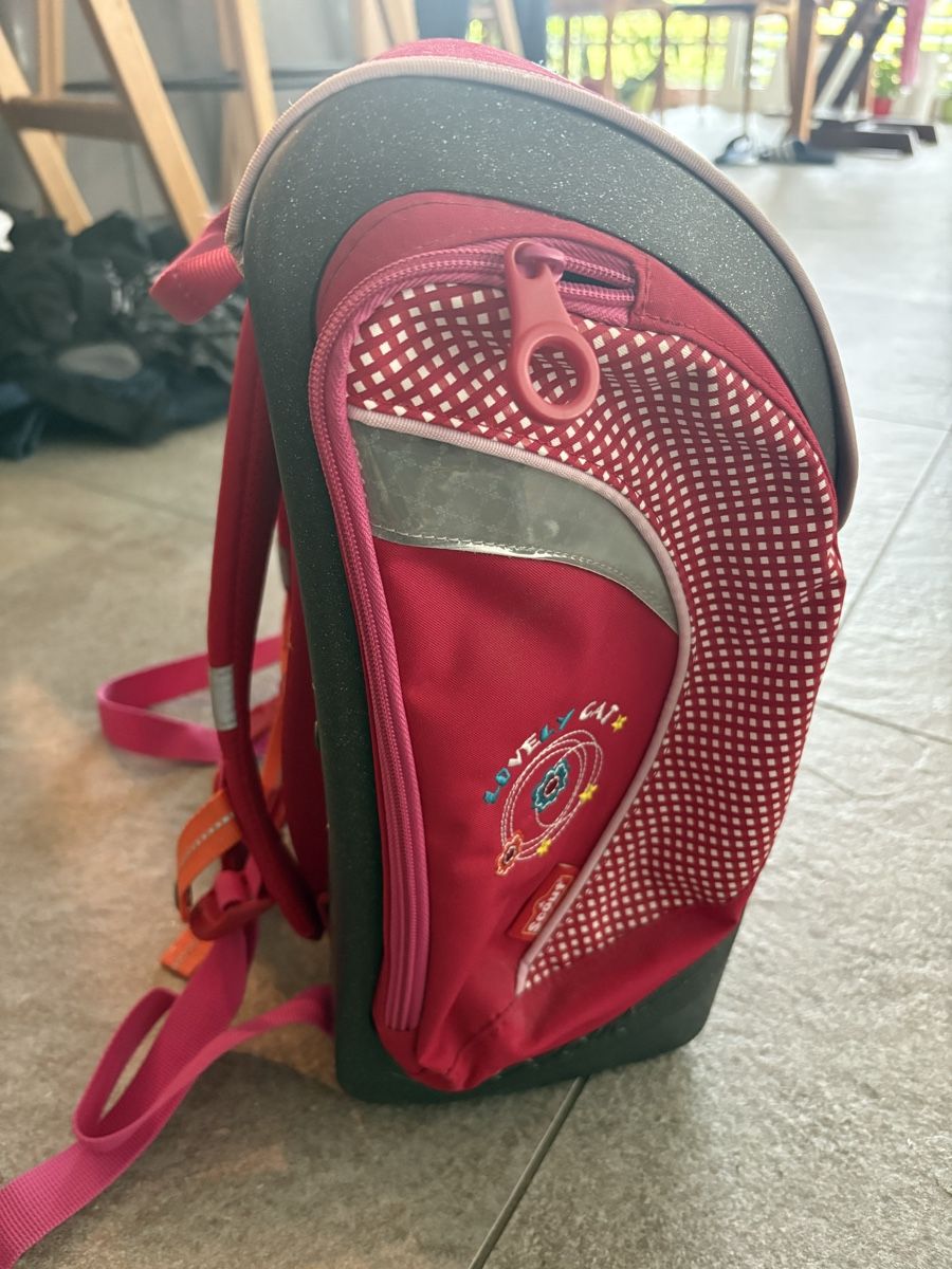 Borse & Zaini: Durable Scout School Backpack - Ready for New Adventures! – Nuovo (secondo la descrizione) da Binningen venduto da mlibor 2