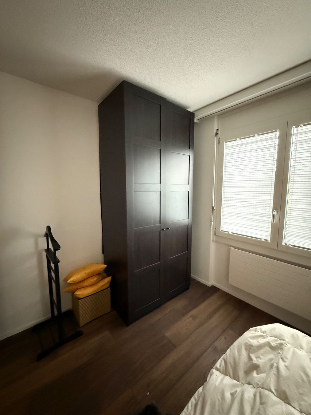 Ikea Armadi: Kleiderschrank – Usato da Belp venduto da carstenbern 1