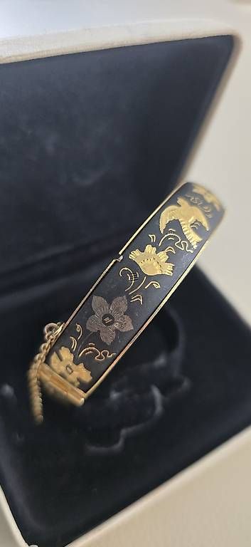 Armbänder & -reifen: Armband 
 – Neu und originalverpackt aus Zürich von joo_hrd5 3