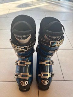 Atomic Herrenschuhe: Skischuhe – Gebraucht aus Siselen BE von findusine