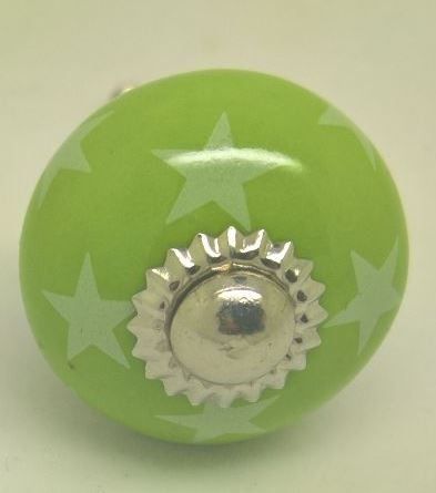 Maniglie per cassetti & Pomelli per mobili: Möbelknopf lindengrün mit Sternli – Nuovo e nell'imballaggio originale da Schwerzenbach venduto da Alperose03 1