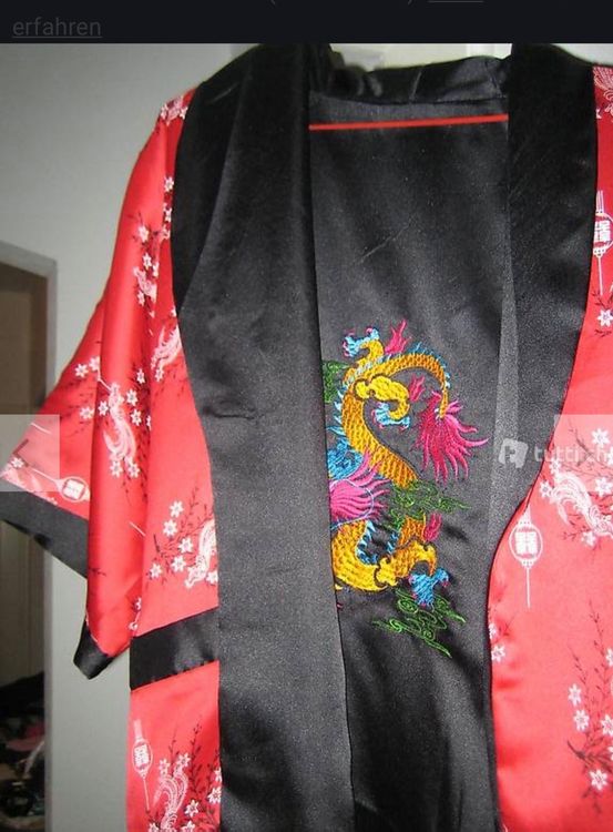 Rote Mantel Chinesische Art mit Stickereien | Kaufen auf Ricardo