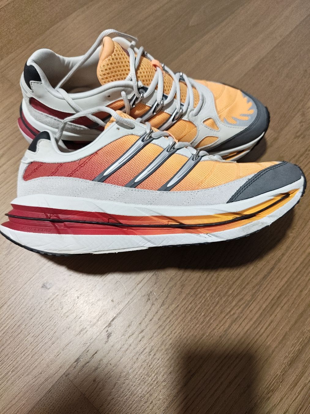 Adidas Scarpe da uomo: Adidas Adistar Gr. 43 1/3 Orange  – Usato da Seon venduto da chf_g29b 5