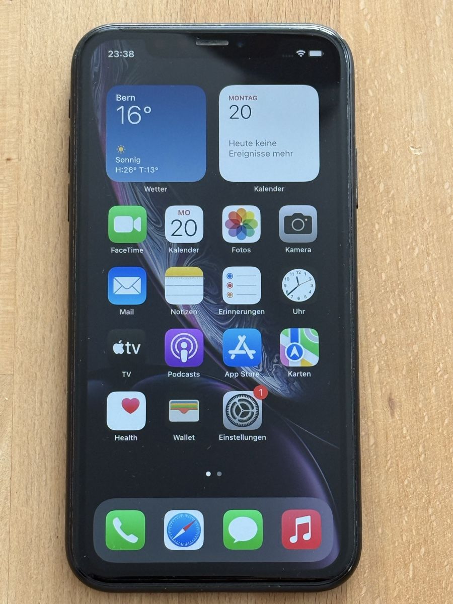Apple Telefoni cellulari / Smartphones: iPhone XR 64GB schwarz – Usato da Zürich venduto da ton_p8mn