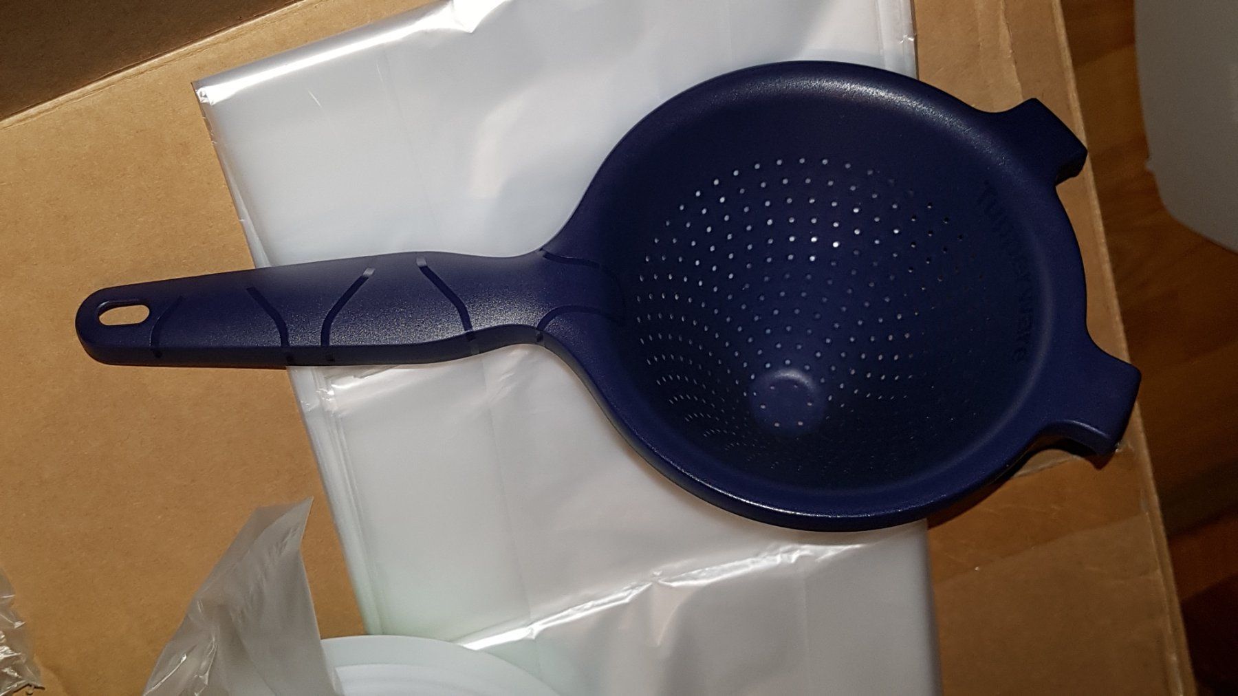Tupperware Contenitori & Simili: Chinoise Sieb – Nuovo e nell'imballaggio originale da Hasle b. Burgdorf venduto da buddle32 2