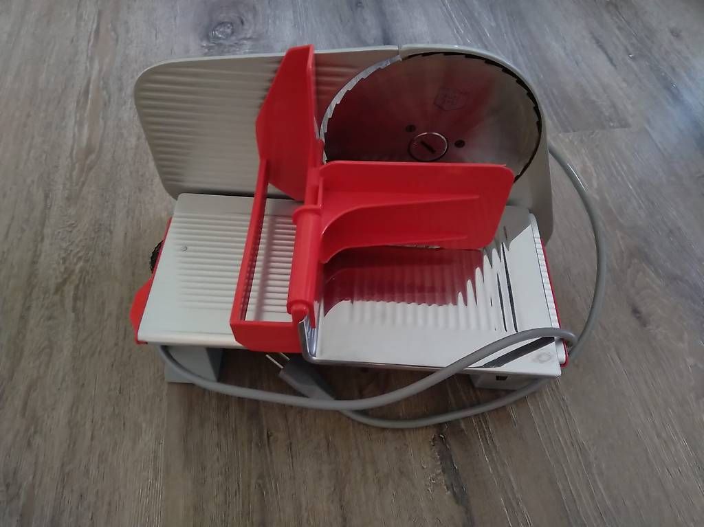 Turmix Elettrodomestici da cucina: Aufschnittmaschine Turmix – Usato da Susten venduto da Pingu6991 2