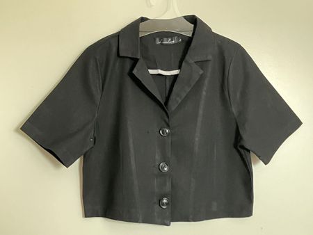 Blazer manche courte noire LouLan T. L jamais porté