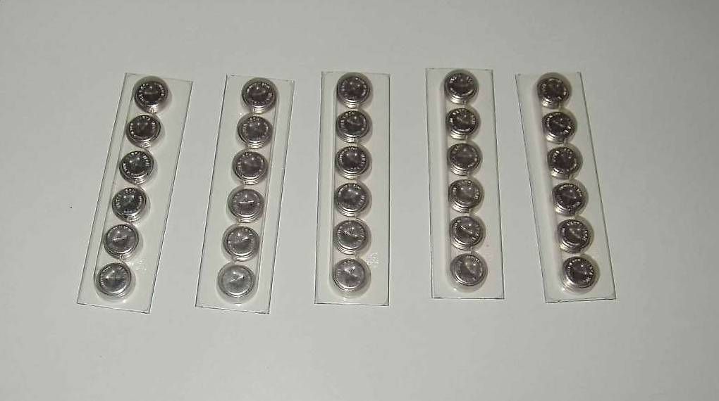 Bottoni: Accus boutons NiMH – Usato da Les Bois venduto da Clavibus1
