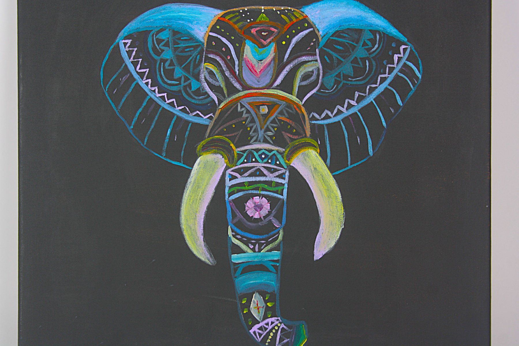 Foto & Immagini: GEMALTES BILD ELEFANT NEON-STYLE (KÖNIG) – Usato da Zollikofen venduto da Restwert_Zollikofen 1