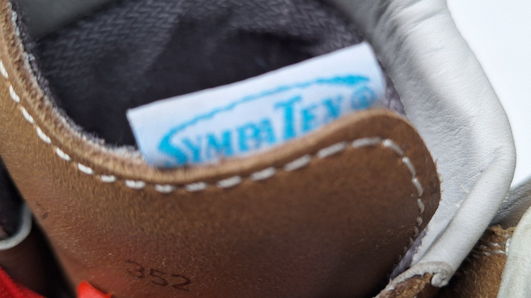 Hanwag Scarpe da uomo: Robuste Hanwag Wanderstiefel Gr. 40.5 – Usato da Weinfelden venduto da JoeBaer 7
