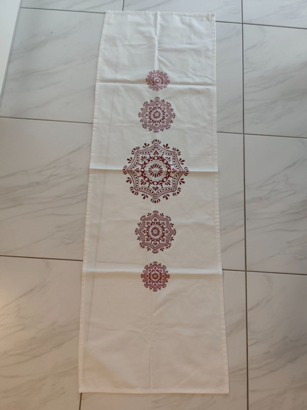 Tapis: Läufer Grösse 140x46 cm neu – Neuf (Voir description) à Eschenbach LU par Orchi