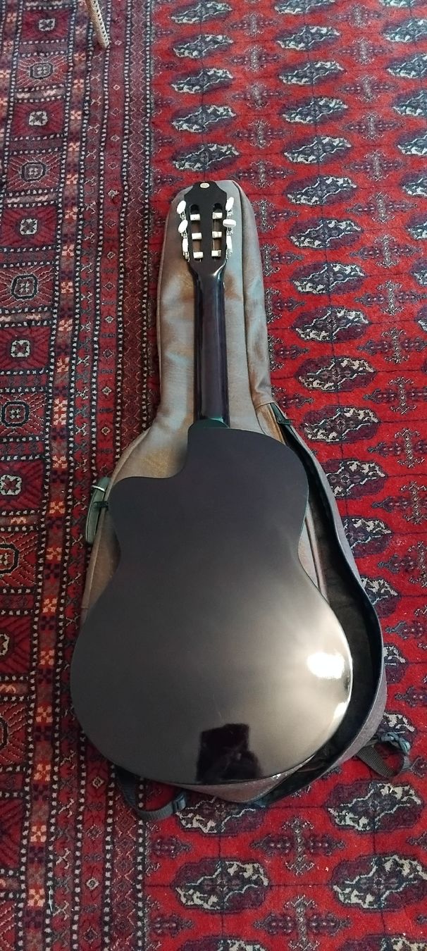 Musikinstrumente: Acoustic guitar – Neu (gemäss Beschreibung) aus Villars-sur-Glâne von max_pd52 2
