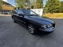 Volvo V70 T5 