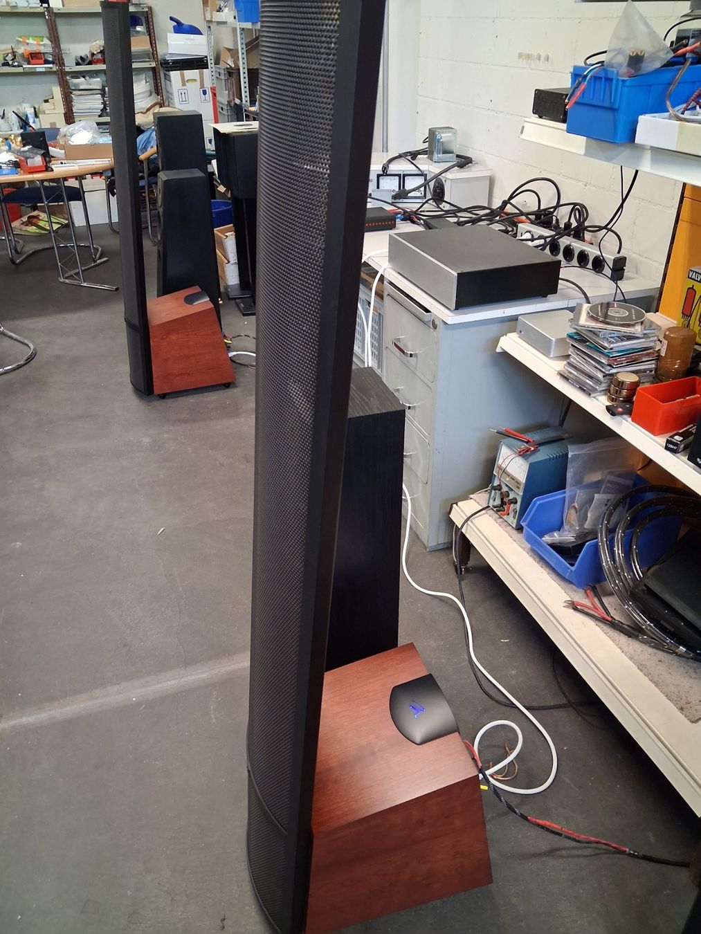 Martin Logan Casse acustiche: Martin Logan Spire Hybrid Elektrostat – Usato da Wohlen AG venduto da strowo 1