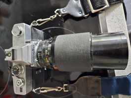 Minolta Spiegelreflexkamera mit Vivitar Zoomobjektiv Top