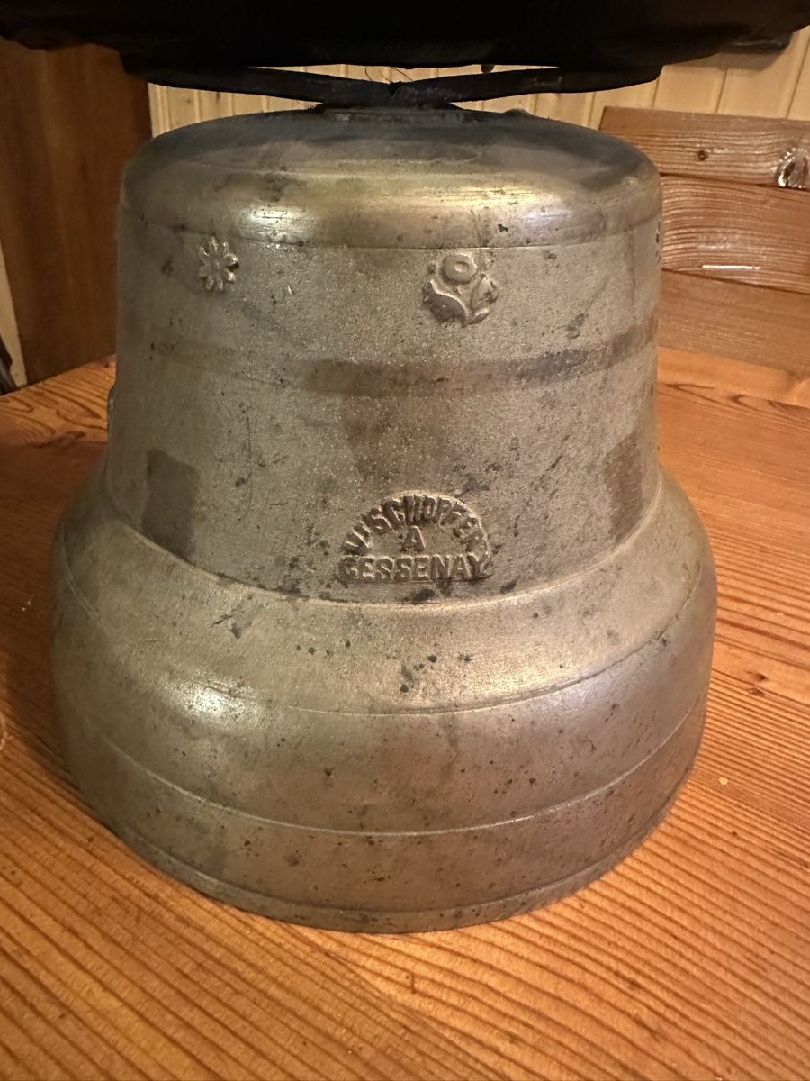 Glocken & Treicheln: Schopfer   Gessenay – Gebraucht aus Zumholz von Gotterong 6