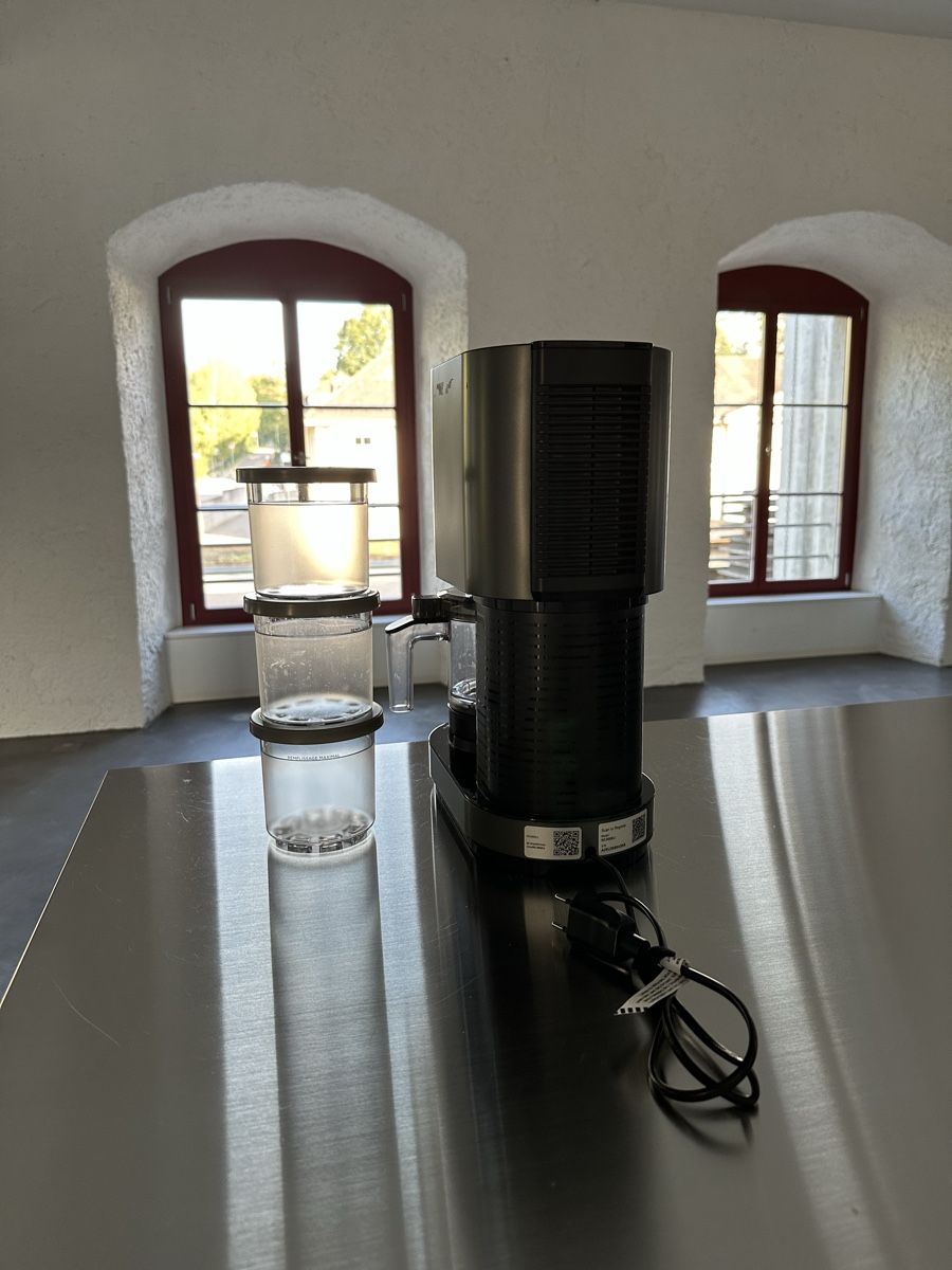 Elettrodomestici da cucina: Ninja CREAMI NC302CH Eiscreme-Maschine – Usato da Lenzburg venduto da Spider77 3