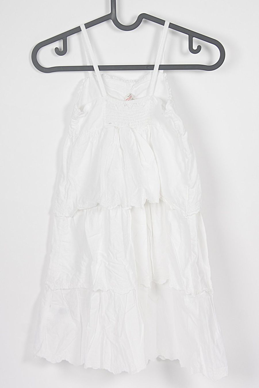 H&M Vestiti & Gonne: H&M Mädchenkleid weiss Gr. 128 – Usato da Zollikofen venduto da Restwert_Zollikofen