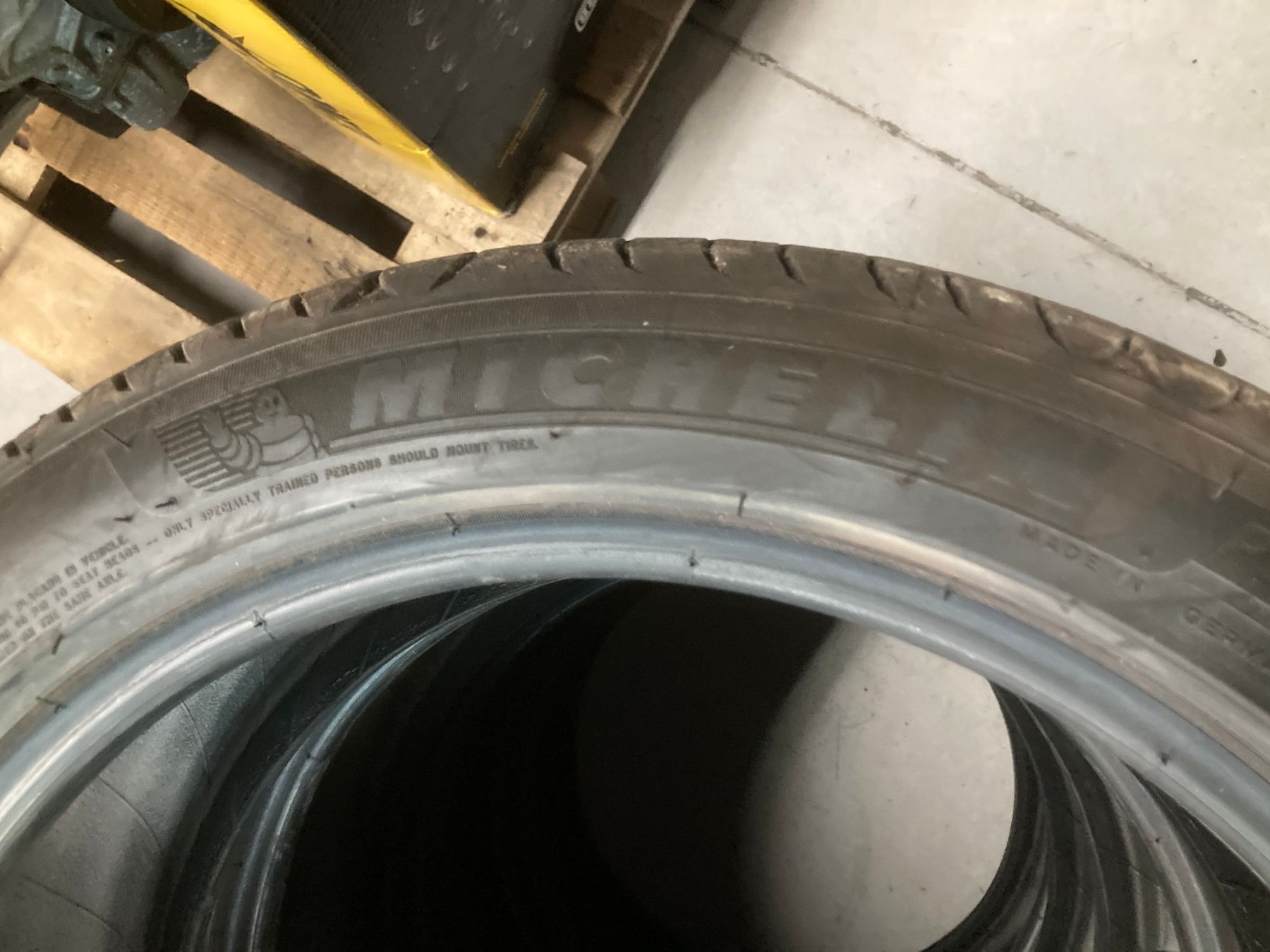 Michelin Pneus & Kompletträder: 225/45R17 Sommerpneu Michelin – Gebraucht aus Cham von WB2223 3