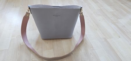 Handtasche