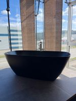 Freistehende Badewanne schwarz 170 x 75 cm