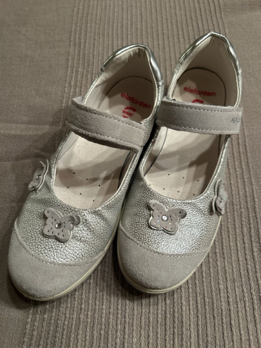 Elefanten Scarpe per ragazze: Silberne Elefanten Schuhe, Grösse 34 – Usato da Dottikon venduto da cimar