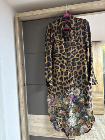 Tolles Kleid von Karmamia