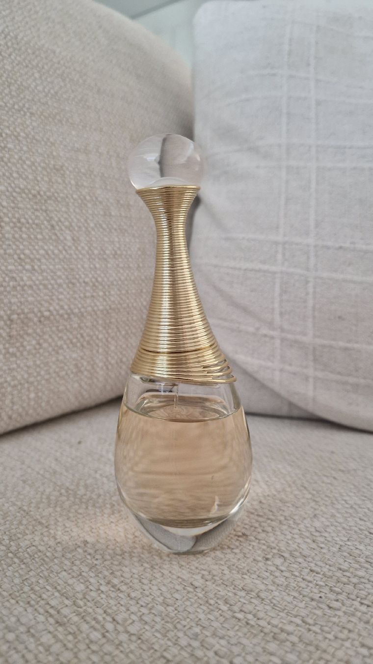 Dior Profumi & Eau de Toilette: Eau de parfum Dior J'adore – Usato da Collombey venduto da Preloveditems