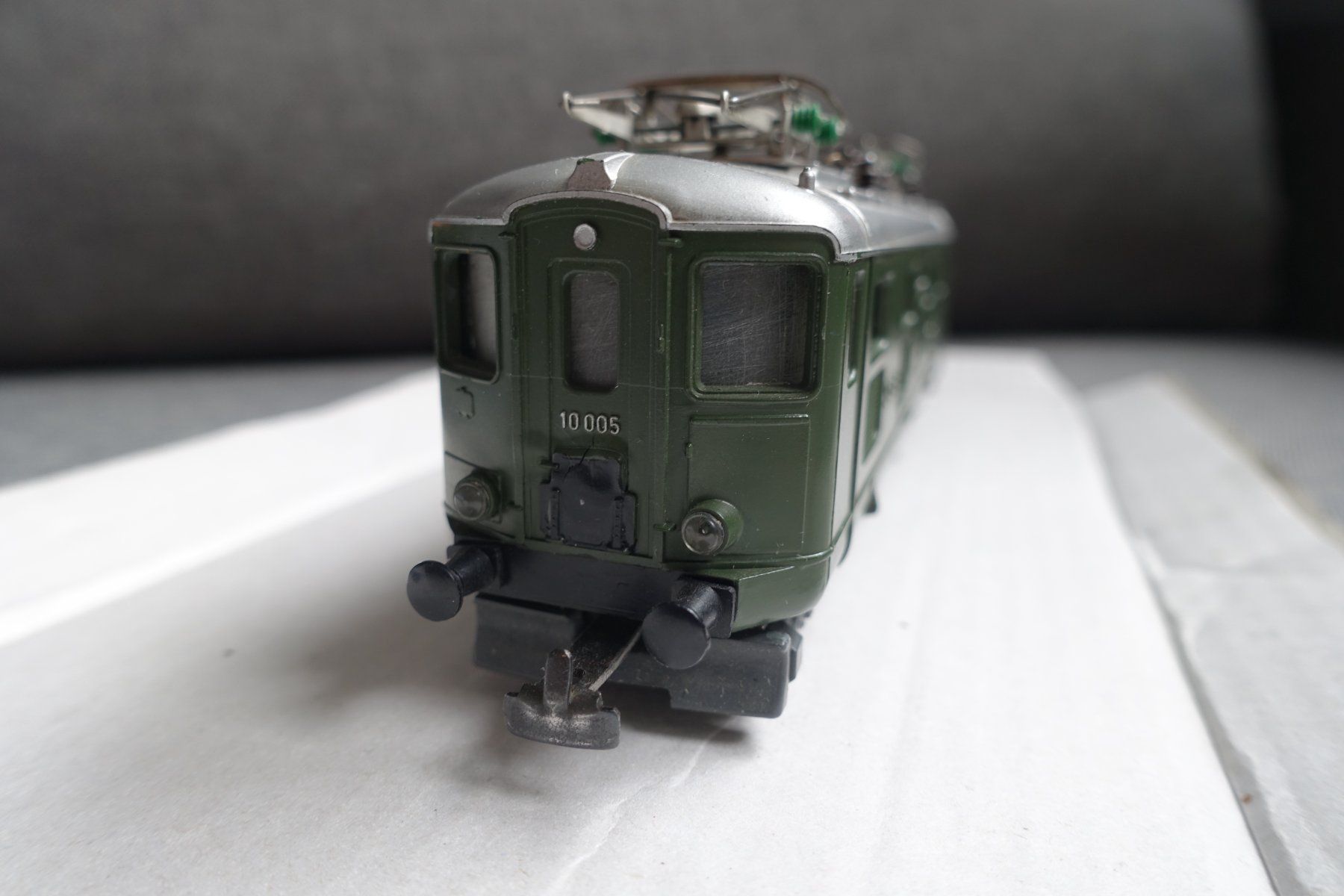 Kleinbahn Modelleisenbahnen: KLEINBAHN SBB Re 4/4 - HO, DC analog – Gebraucht aus Wallbach von Sarrows 2