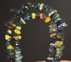 Halskette L-7546 – Äthiopische Schwarze Opal Chips 4,5 bis 5