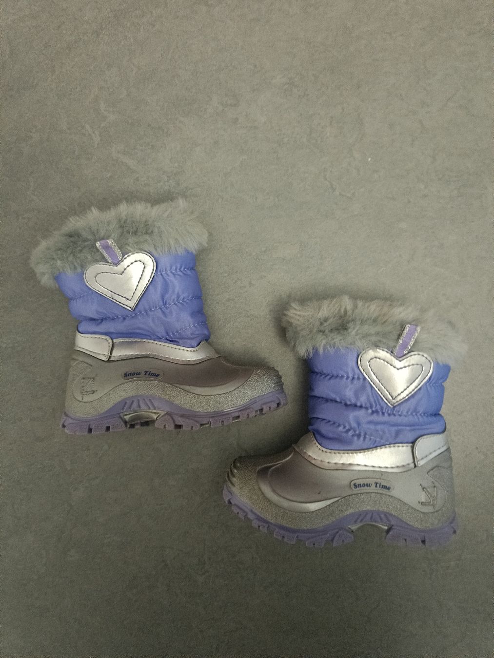 Scarpe per ragazze: Winterstiefel Grösse 24 – Usato da Jaberg venduto da urig17.