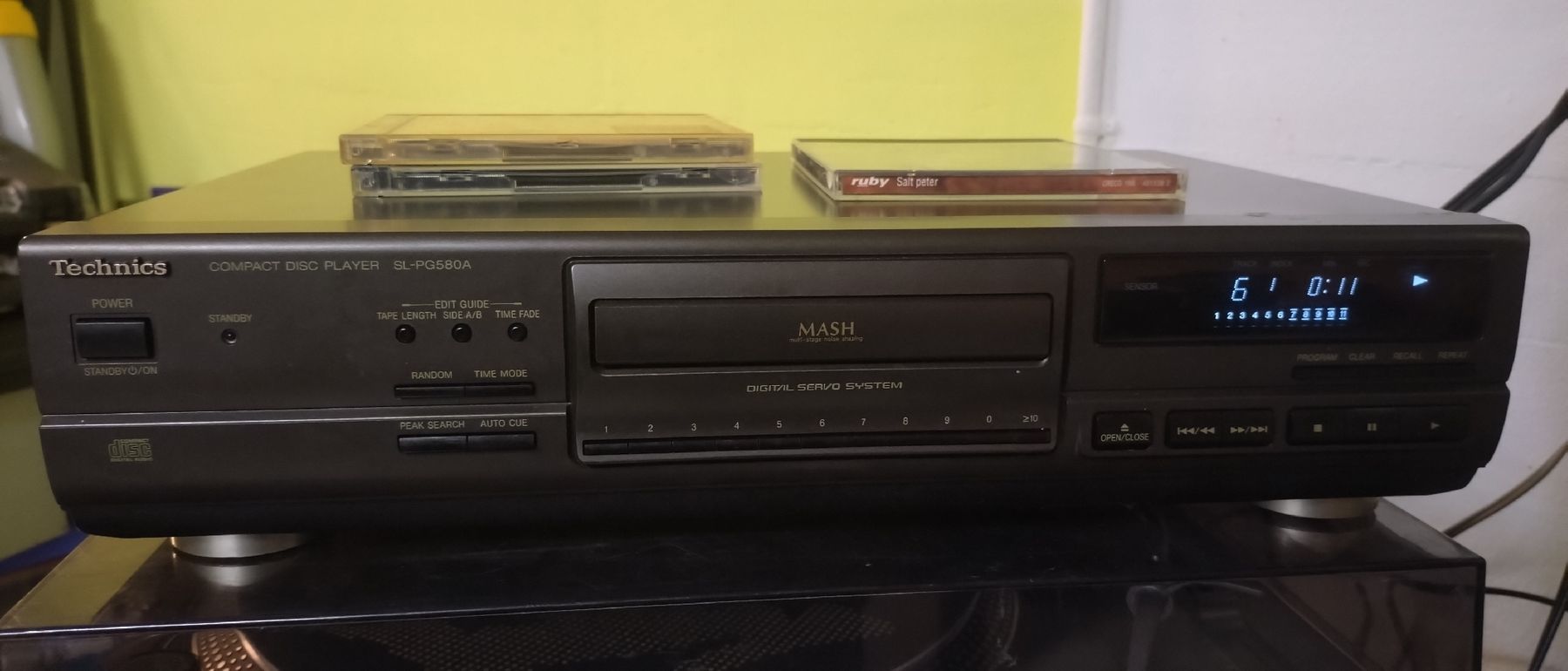 Technics Systèmes audio & multimédias: Lecteur CD Technics SL-PG580A – Défectueux à Farvagny-le-Grand par LaCaverne