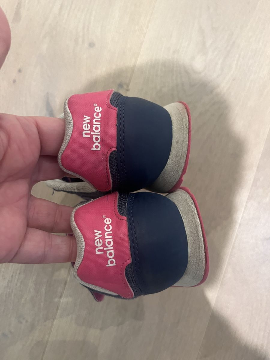 New Balance Scarpe per ragazze: New Balance Grösse 35 – Nuovo (secondo la descrizione) da Wallisellen venduto da Nataschab0 3