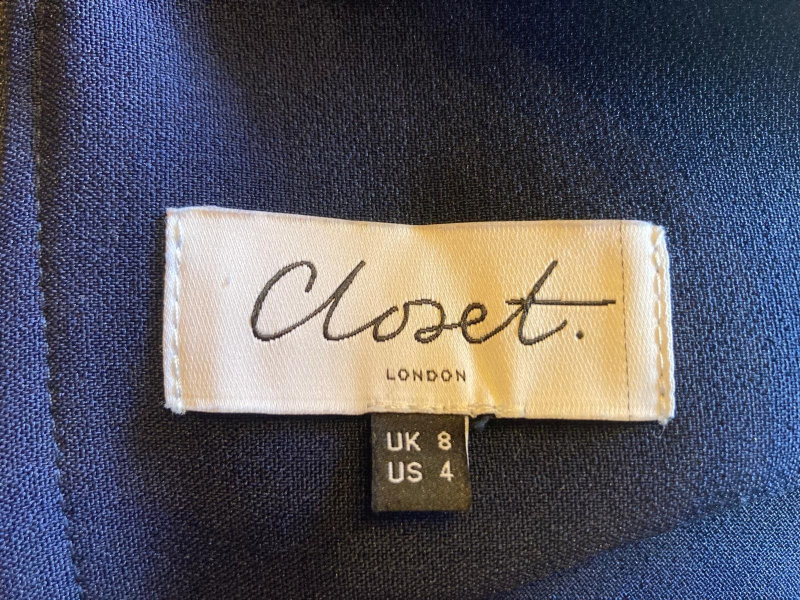 Vestiti: Kleid in Navyblau mit Spitzenbesatz – Usato da Gossau SG venduto da cor_22zp 2