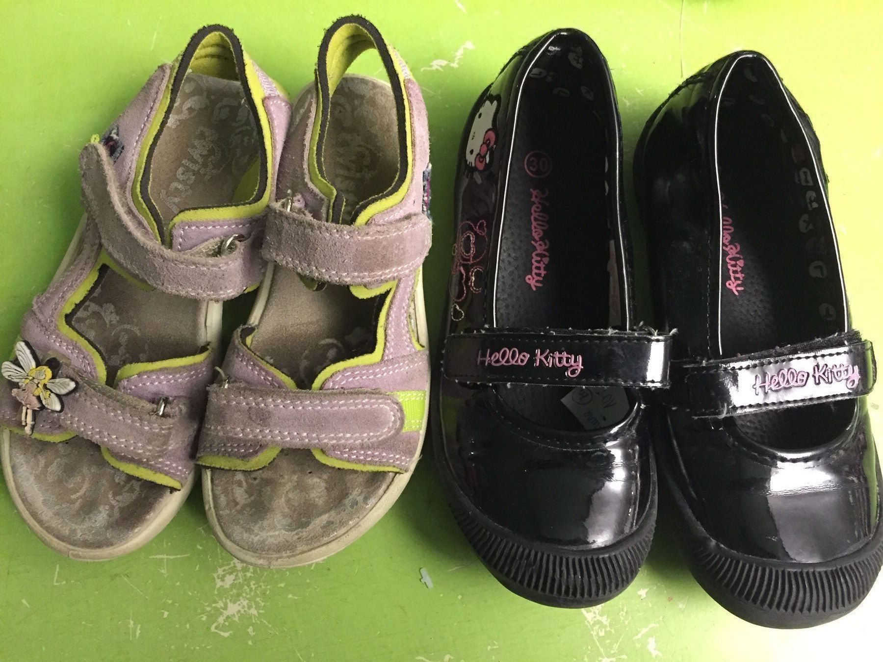 Hello Kitty Scarpe per ragazze: Hello Kitty Ballerina+Sandale Gr.30 – Usato da Obergerlafingen venduto da cabo4