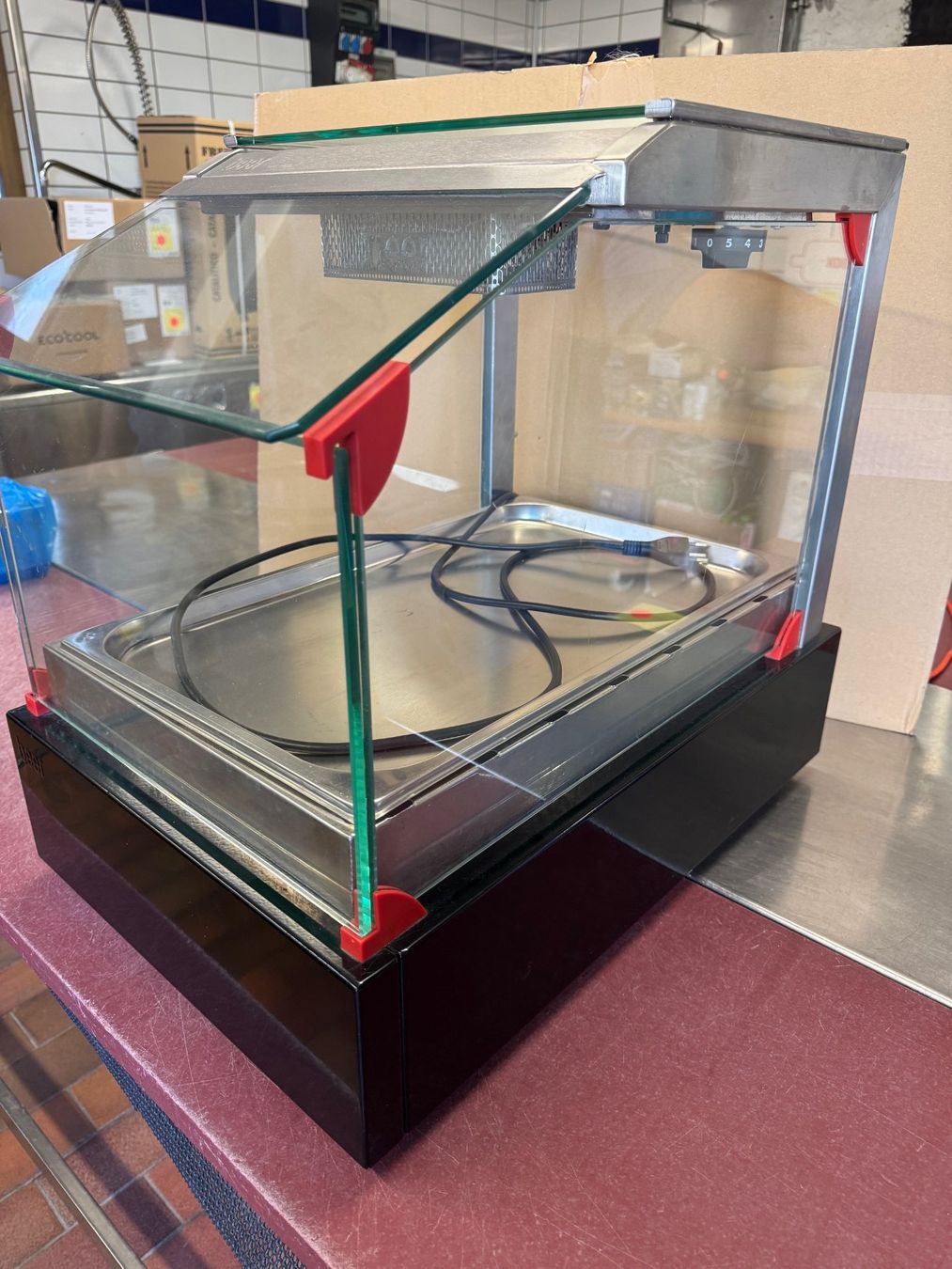 Vetrine: BEER Wärme - Vitrine – Usato da Schänis venduto da stipi01