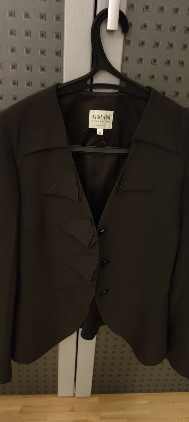 Armani Vestes: Blazer Armani Collection – D'occasion à Biel/Bienne par notfun