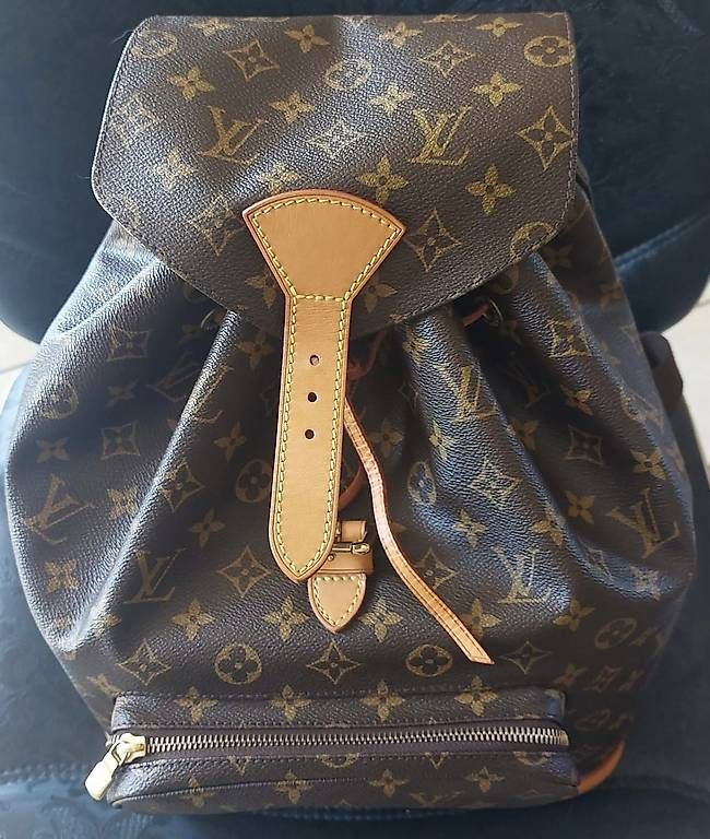Zaini: Louis Vuitton Rucksack Montsouris GM – Usato da Tägerwilen venduto da AngelaMiranda